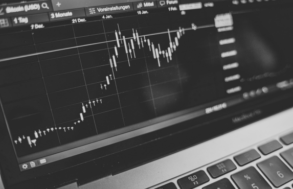 SEO support for a financial website